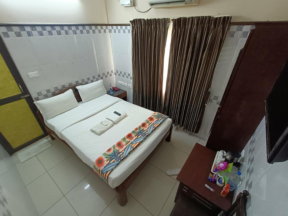 Hotel Arunachala Пондичерри Экстерьер фото