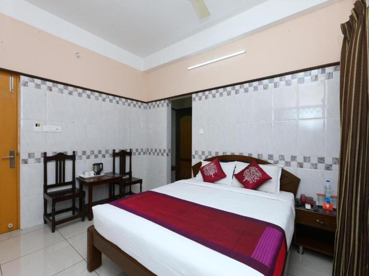 Hotel Arunachala Пондичерри Экстерьер фото