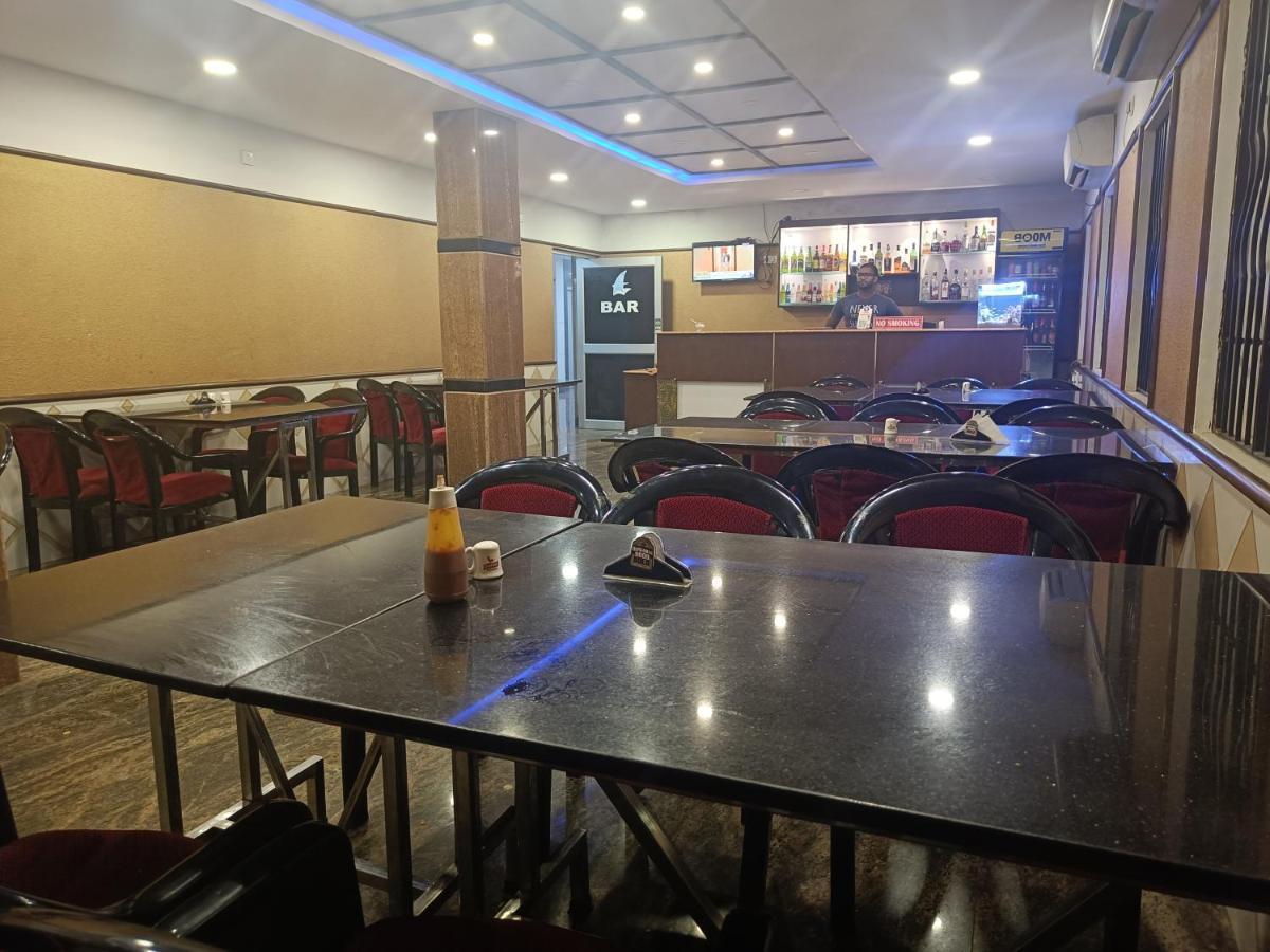 Hotel Arunachala Пондичерри Экстерьер фото