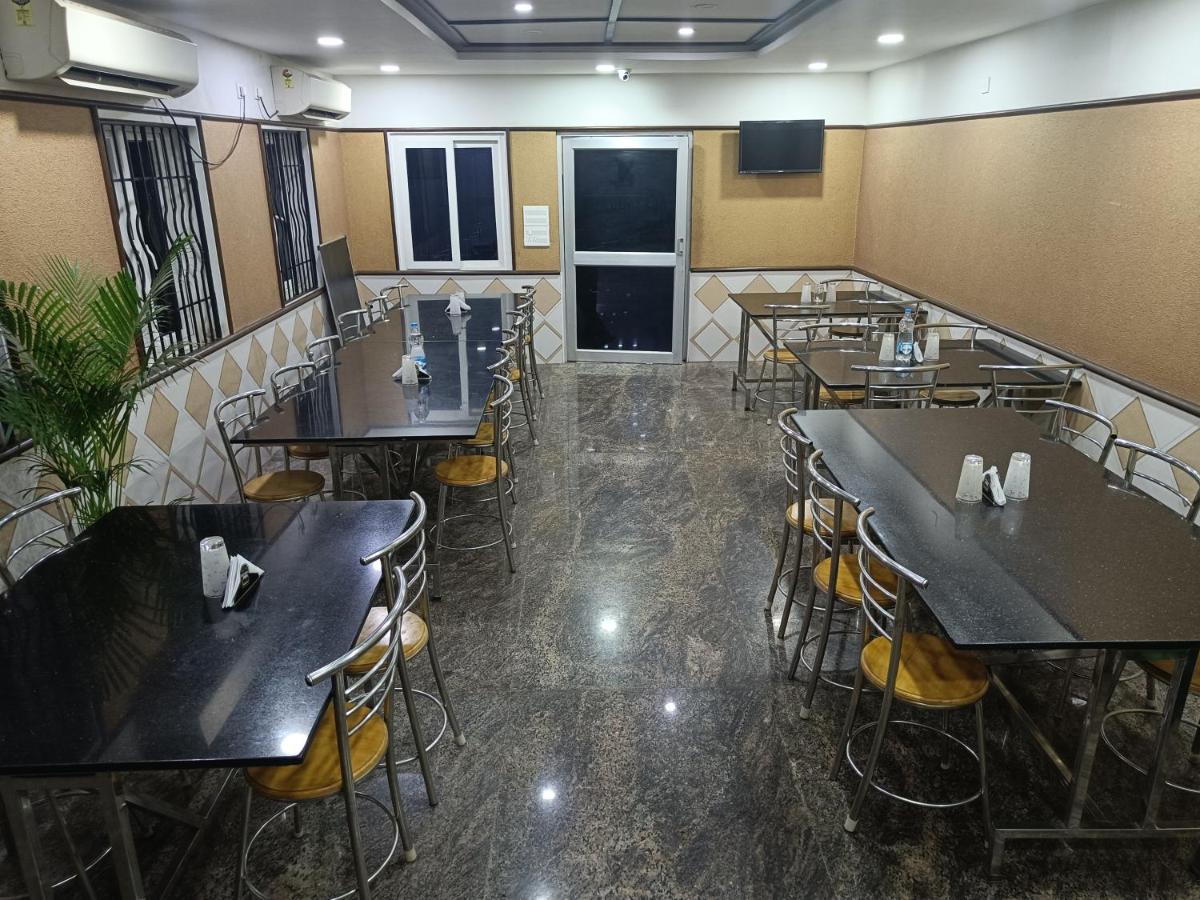 Hotel Arunachala Пондичерри Экстерьер фото