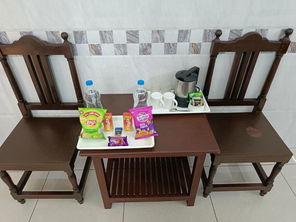 Hotel Arunachala Пондичерри Экстерьер фото