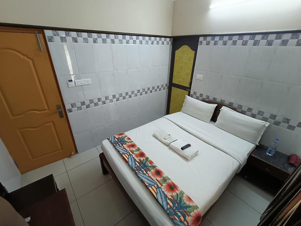 Hotel Arunachala Пондичерри Экстерьер фото