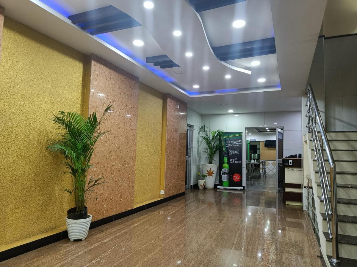 Hotel Arunachala Пондичерри Экстерьер фото