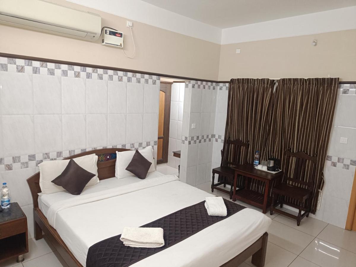 Hotel Arunachala Пондичерри Экстерьер фото