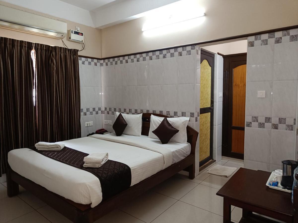 Hotel Arunachala Пондичерри Экстерьер фото